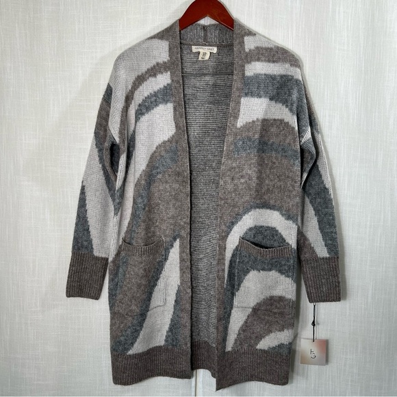 Happily Grey NWT Long Soft Abstract Neutral Colors Swirl Design Cardigan Sz S - Picture 6 of 14